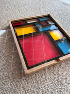 Układanka sensoryczna Little Mondrian – Kreatywny sorter geometryczny 3w1