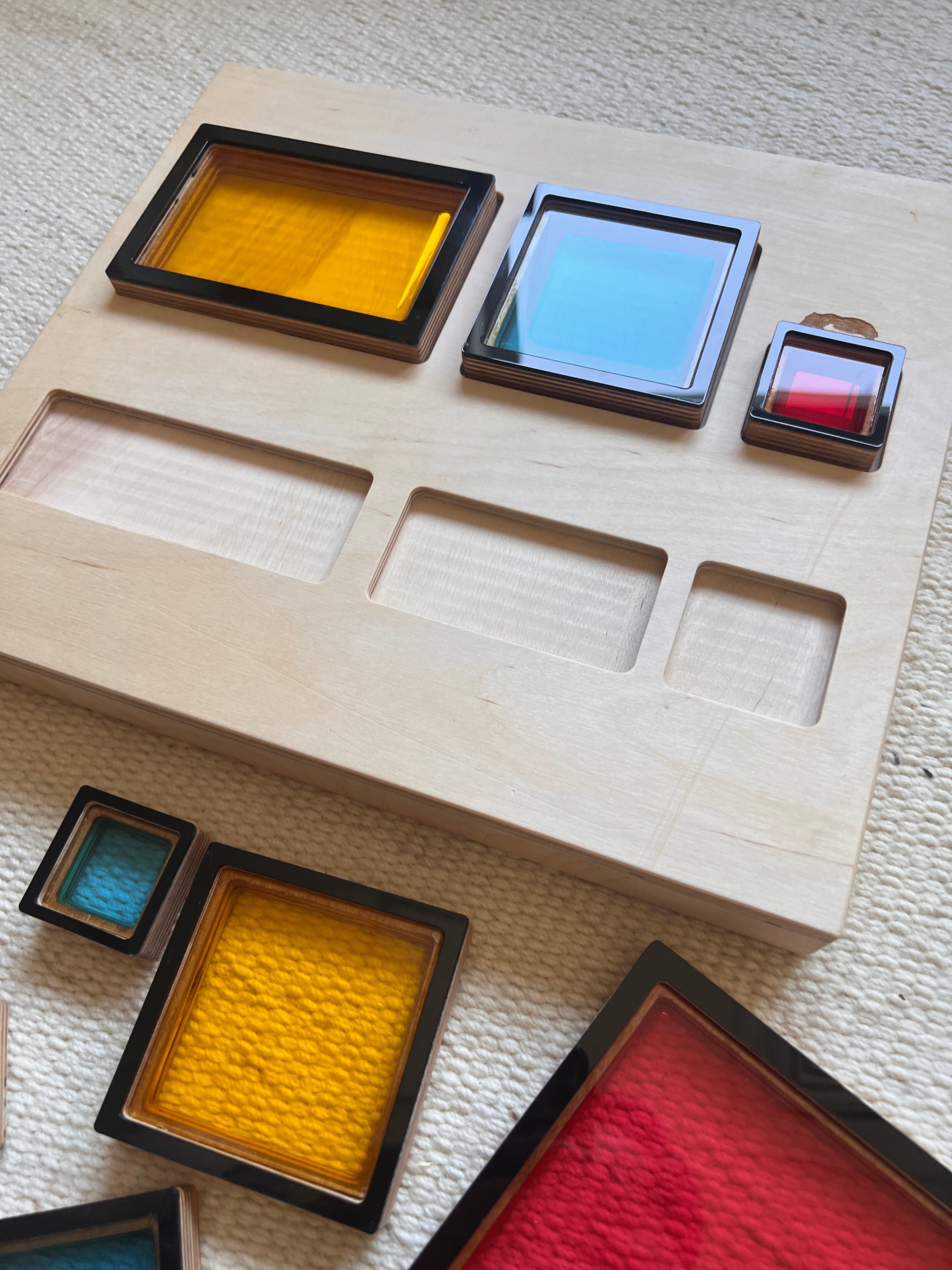 Układanka sensoryczna Little Mondrian – Kreatywny sorter geometryczny 3w1